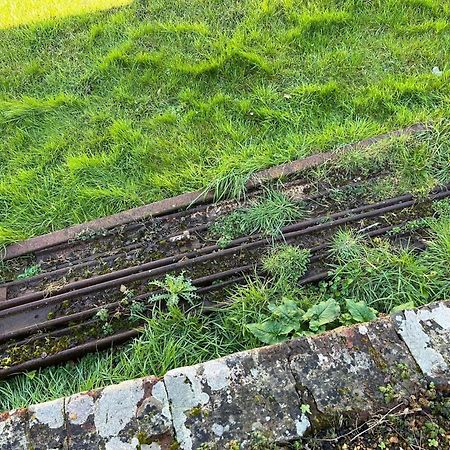 Old Ningwood Station Bed & Breakfast, Ningwood, Isle Of Wight Po41 0Tg Brook  Exterior foto